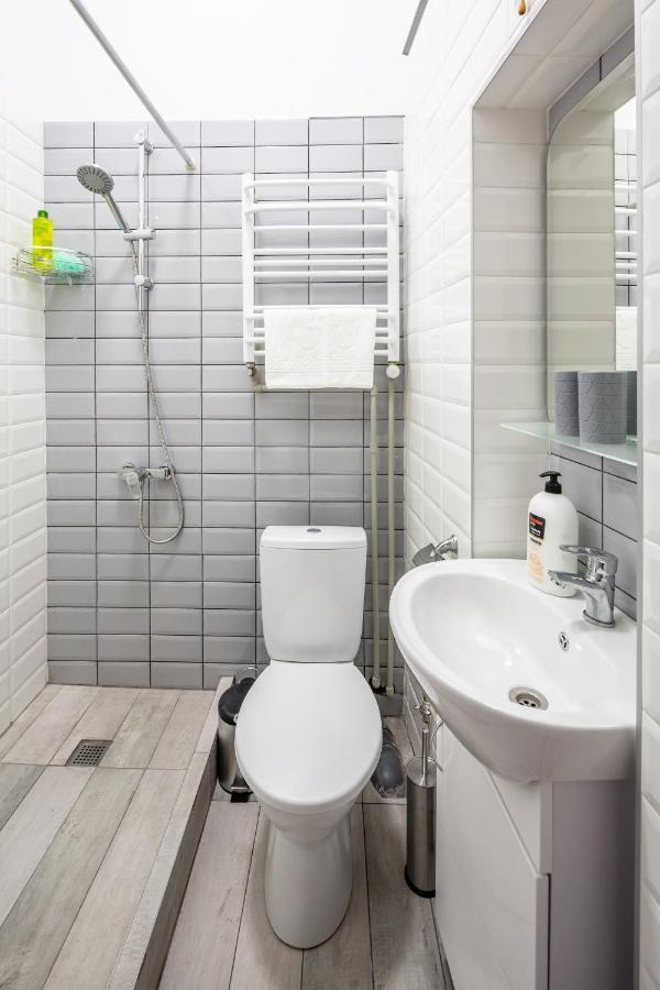 Bookinist Apartment Lviv Bagian luar foto
