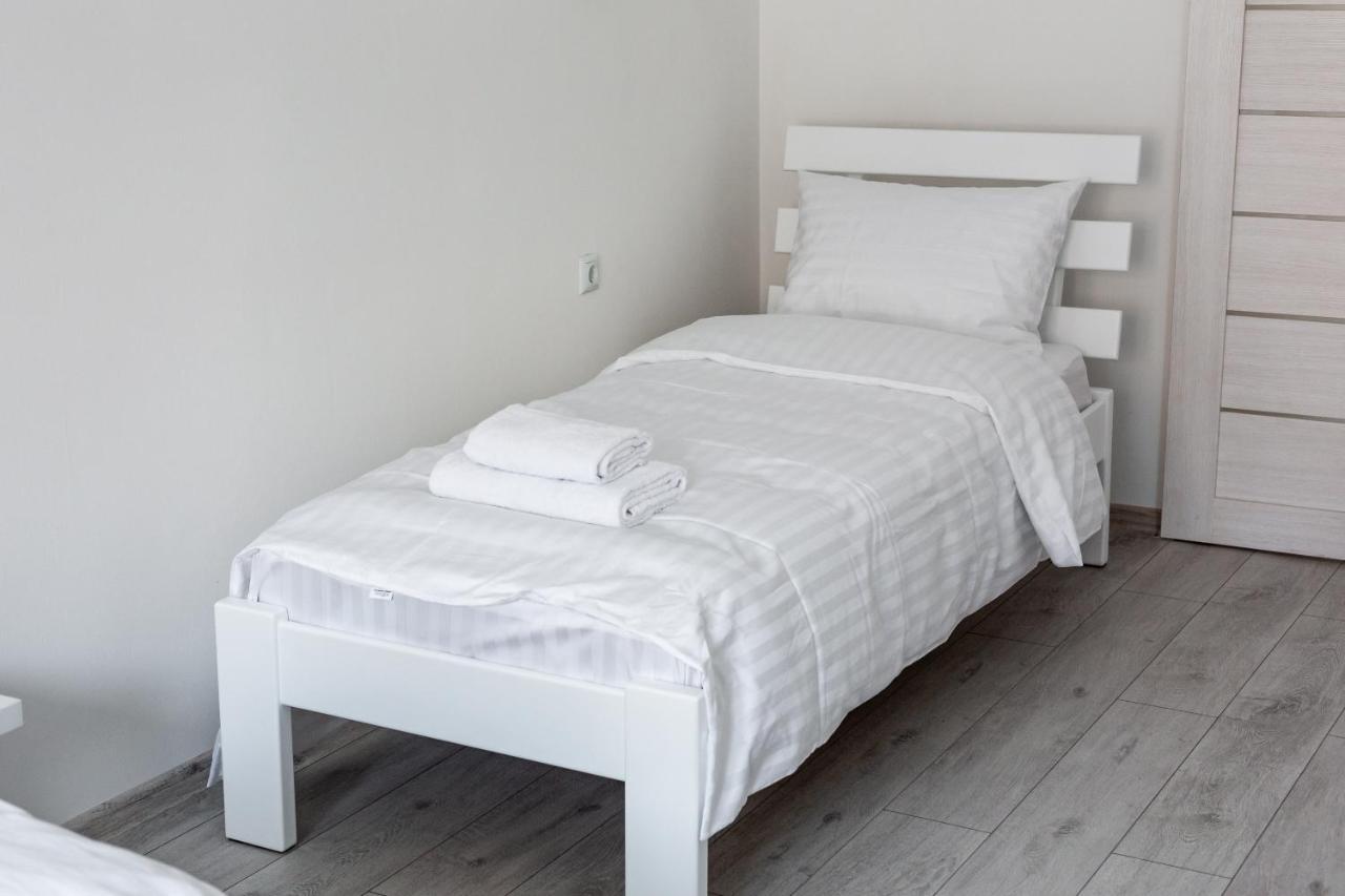 Bookinist Apartment Lviv Bagian luar foto